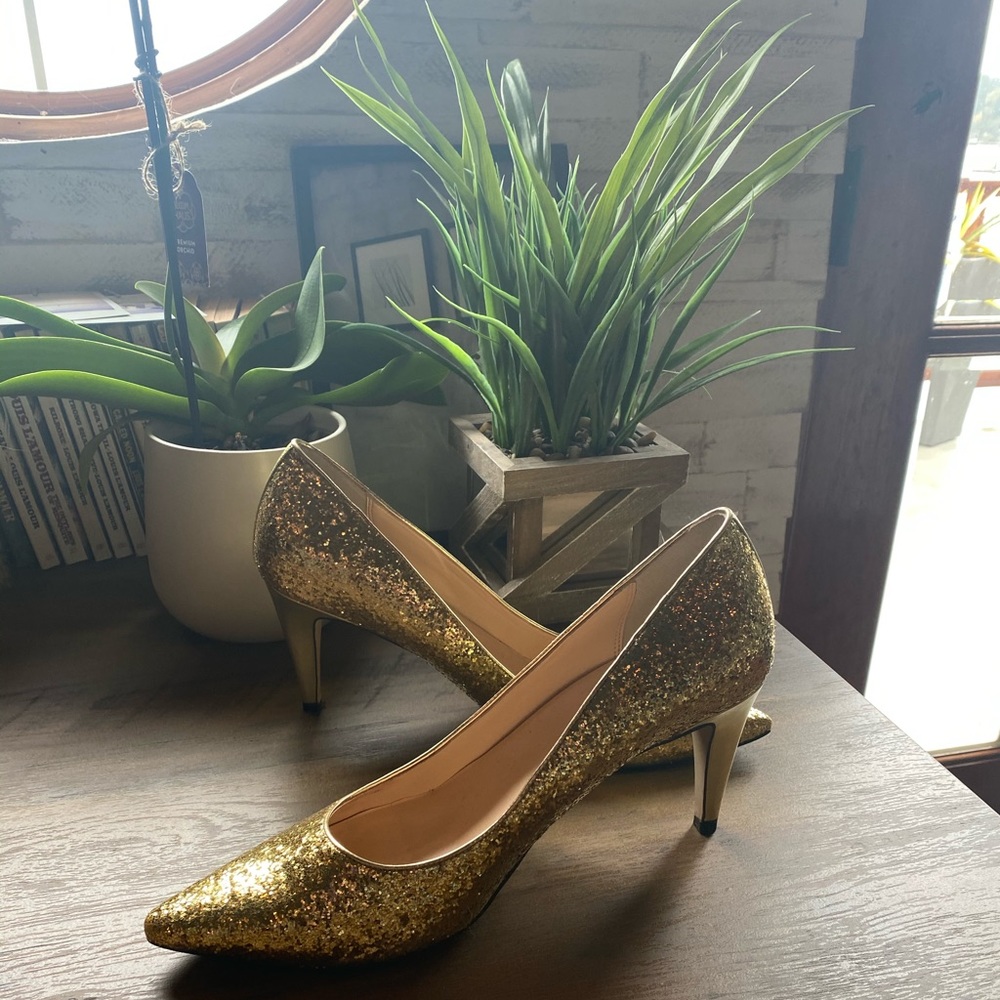 COPY - Cole Haan : Nike Air collaboration heels.
